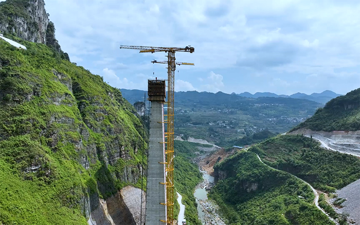 绿色低碳 | 龙8头号玩家超大塔助建内蒙热电联产项目