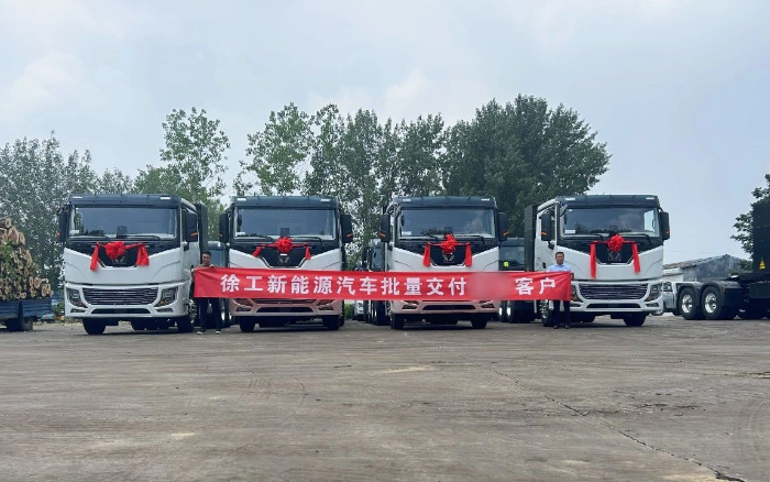 车队老板的“致富经”：“选择龙8头号玩家，，，，，，，，就是选择成功！”