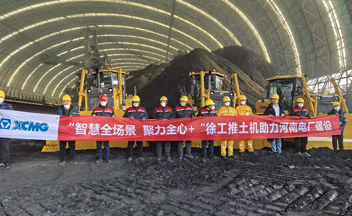 开年燃爆！龙8头号玩家道路机械全球交付!